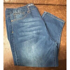 TAG BLUE Woman’s Blue Denim Capris Size 16